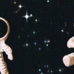 two_toy_astronauts